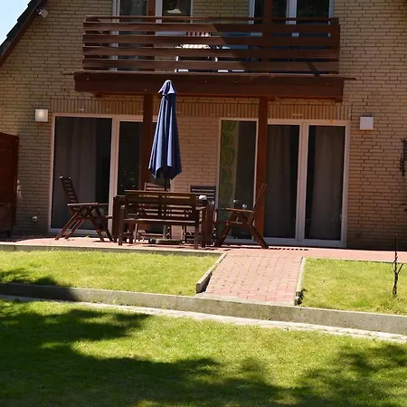 Haus Am Tarpenufer דירה *